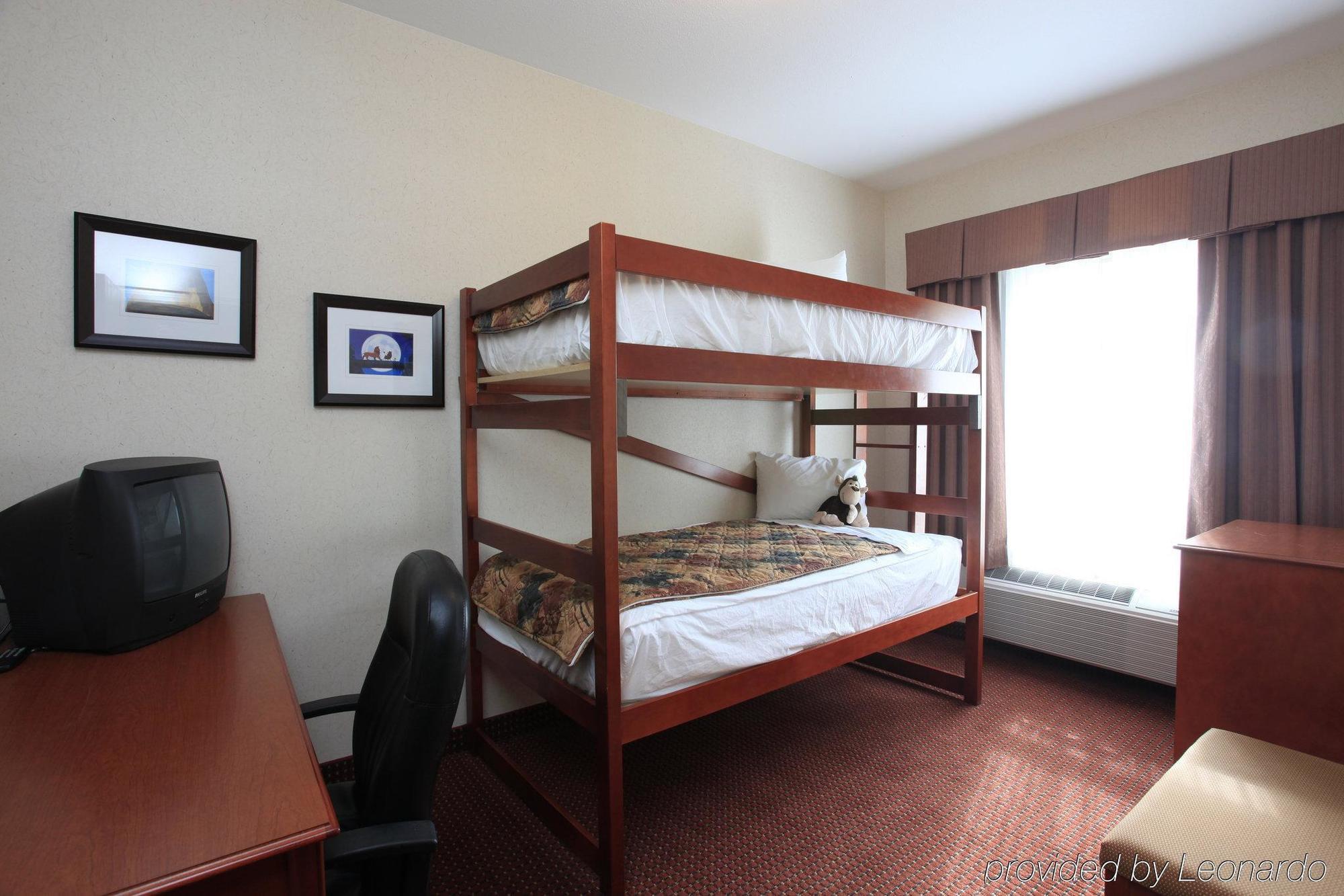 Coast Grimshaw Hotel & Suites מראה חיצוני תמונה