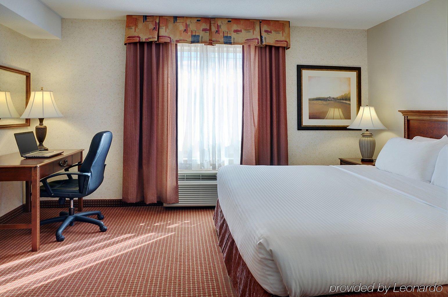 Coast Grimshaw Hotel & Suites מראה חיצוני תמונה