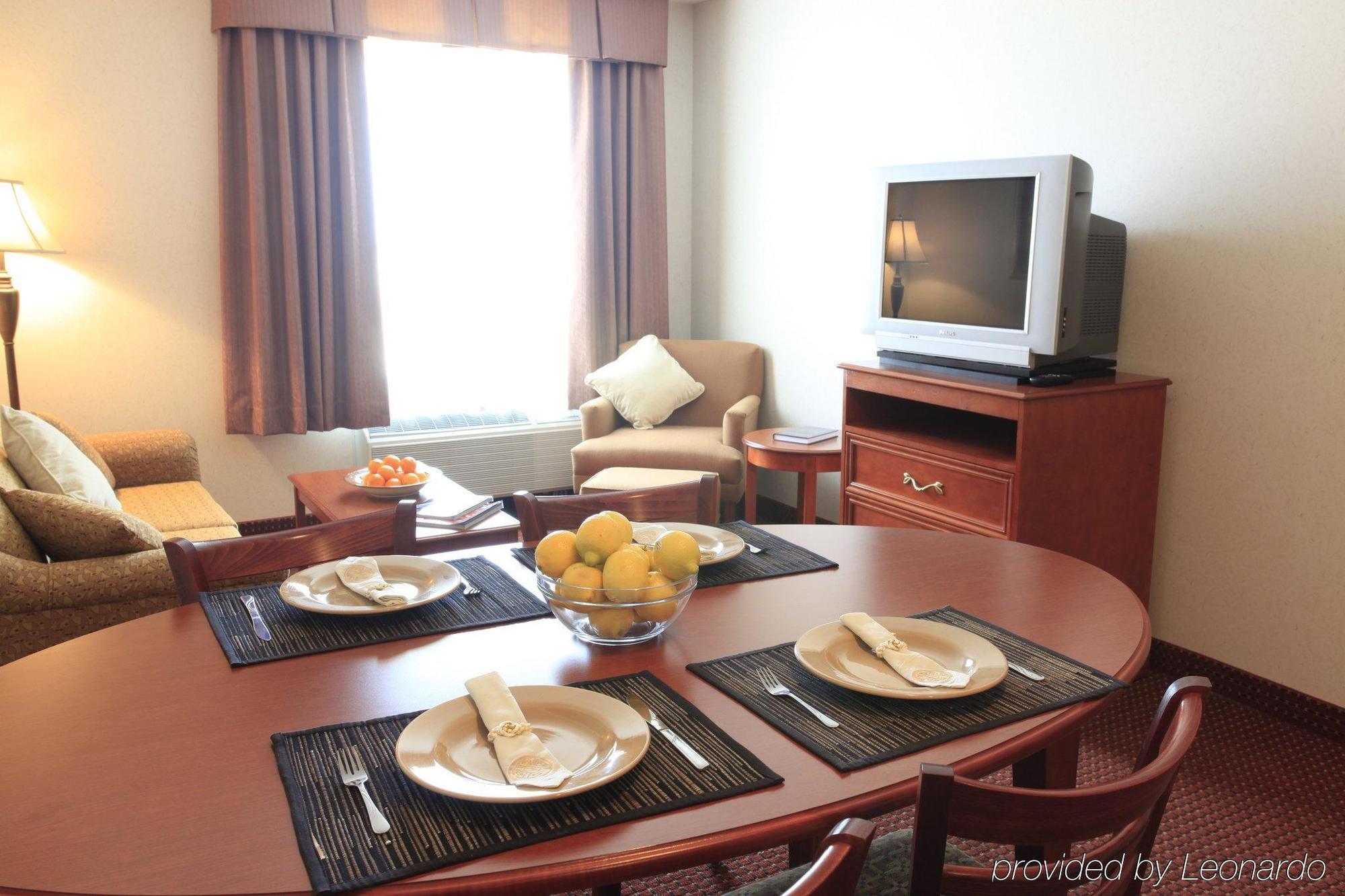 Coast Grimshaw Hotel & Suites מראה חיצוני תמונה