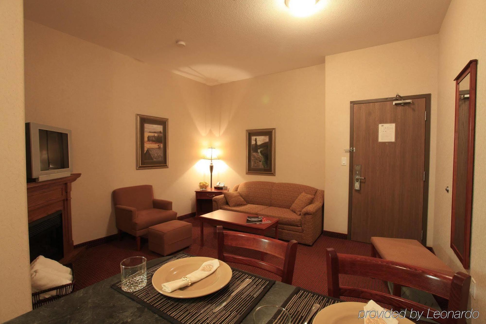 Coast Grimshaw Hotel & Suites מראה חיצוני תמונה